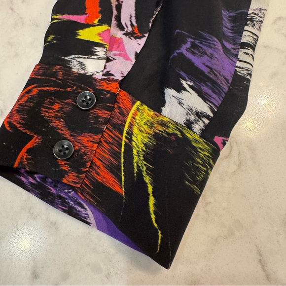 Alice + Olivia Moonstruck Silk Blouse Button Front Top M NWT - Picture 13 of 15